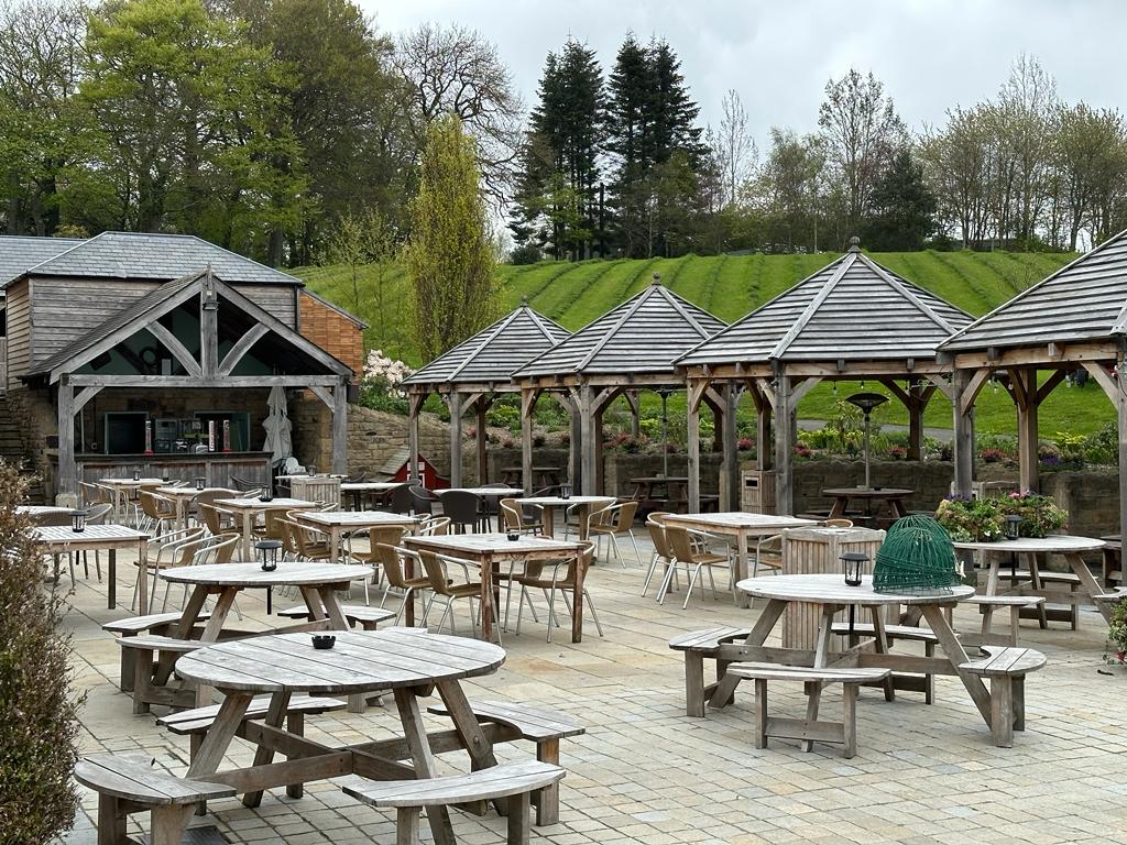Oak Frame structures for pubs and restaurants